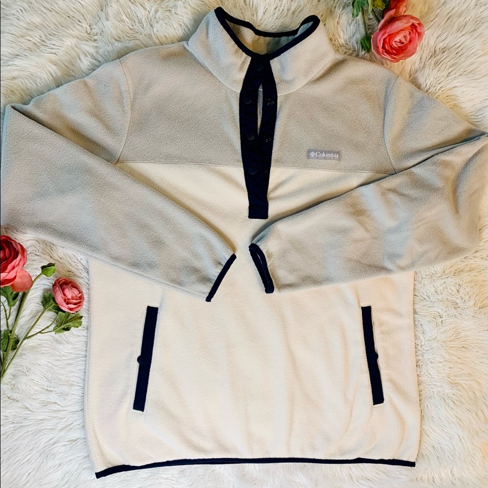 Women’s Columbia Light Fleece Sweater